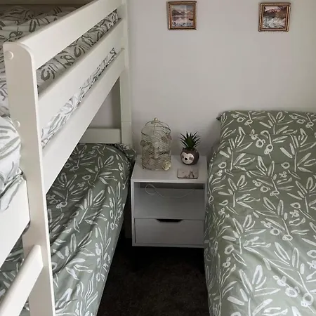 2 Bed Lodge-sleeps 4-stunning Views -pet Friendly Ferienhaus