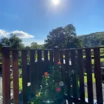 2 Bed Lodge-sleeps 4-stunning Views -pet Friendly