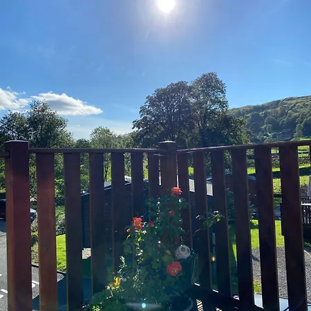 2 Bed Lodge-sleeps 4-stunning Views -pet Friendly