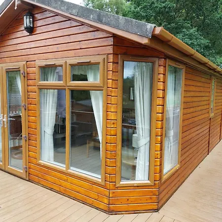2br-lodge-sleeps4-valleyview-petfriendly * Windermere