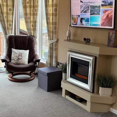 2 Bed Lodge-sleeps 4-stunning Views -pet Friendly Ferienhaus