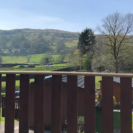 2 Bed Lodge-sleeps 4-stunning Views -pet Friendly