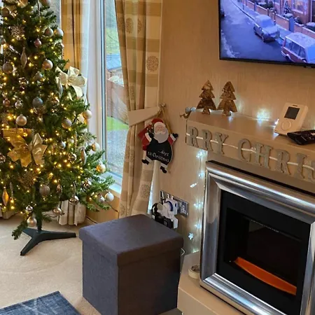 2 Bed Lodge-sleeps 4-stunning Views -pet Friendly *